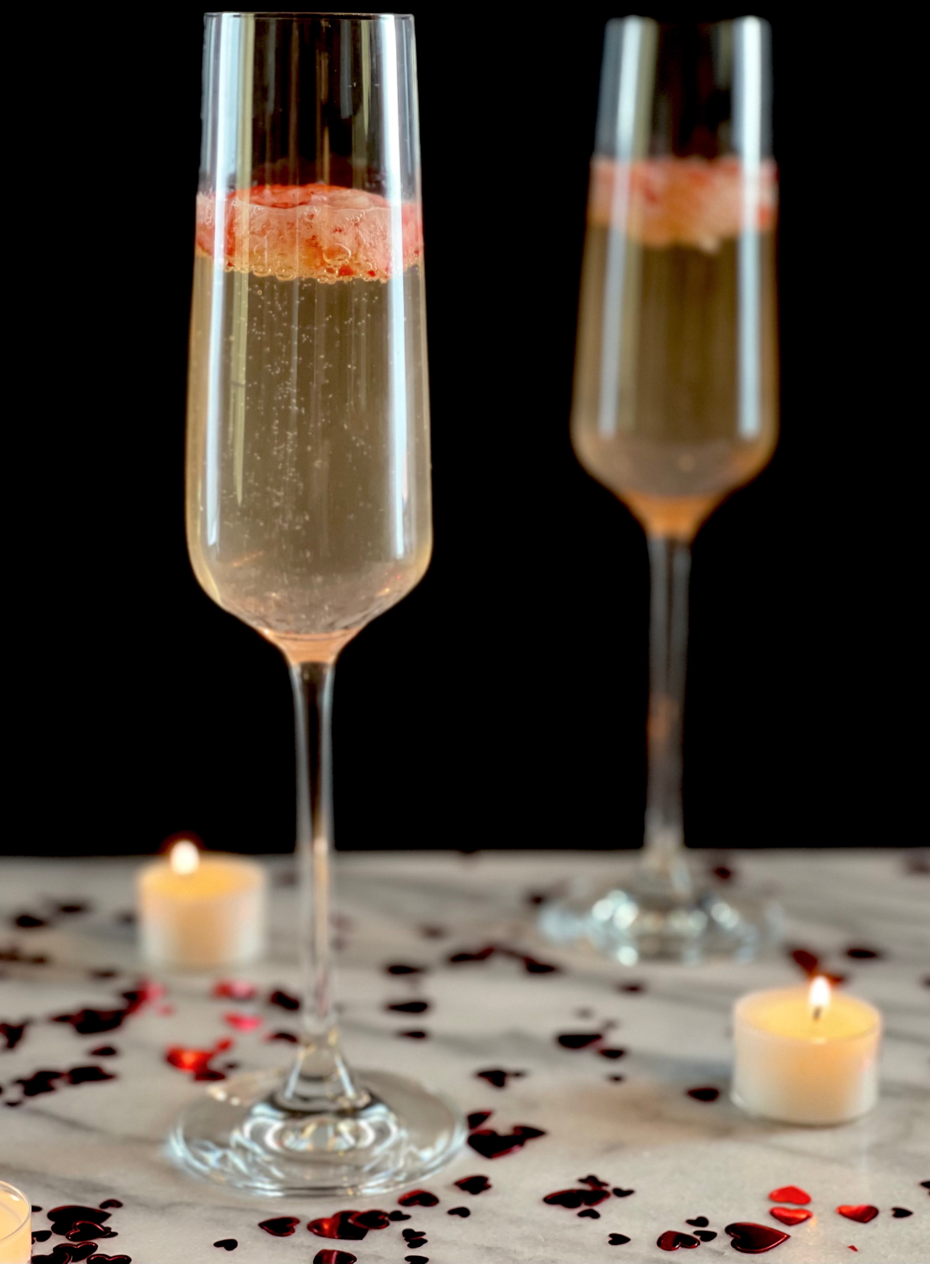 Strawberry Prosecco Cocktail - IsabelxMarie